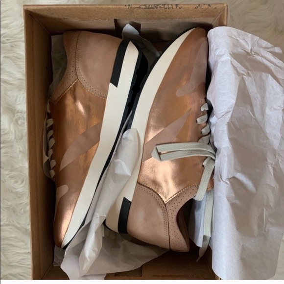 NIB Free People sneakers in rose gold 8 - Picture 3 of 6